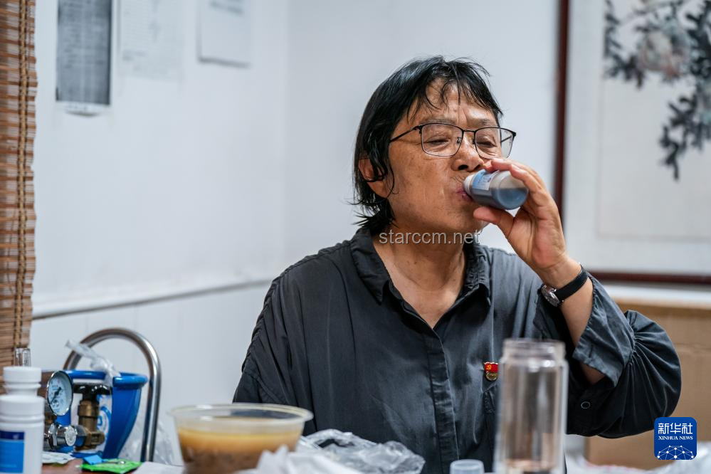高考第一天张桂梅小喇叭再响，透视教育坚守与创新